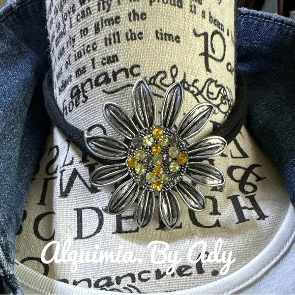 Big gold daisy crystals medallion black cord choker adjustable short necklace - Picture 1 of 6